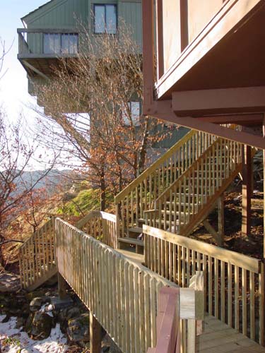 walkway_and_stair_access